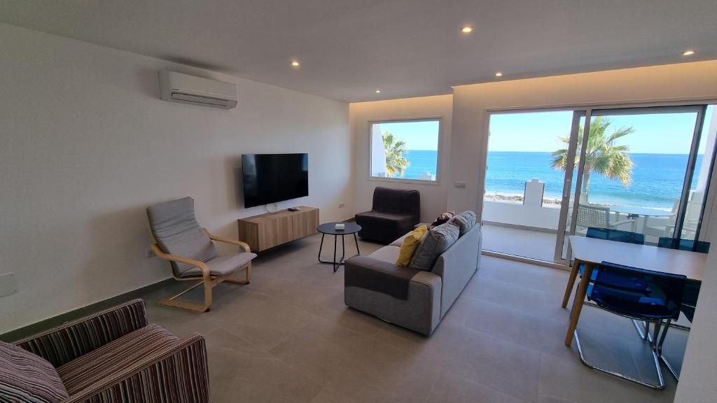 Costa Luz Beach Apartments - 5