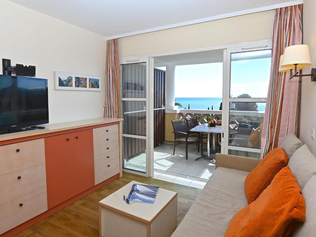 Apartment Village Cap Estérel - Le Village-80 by Interhome - 2