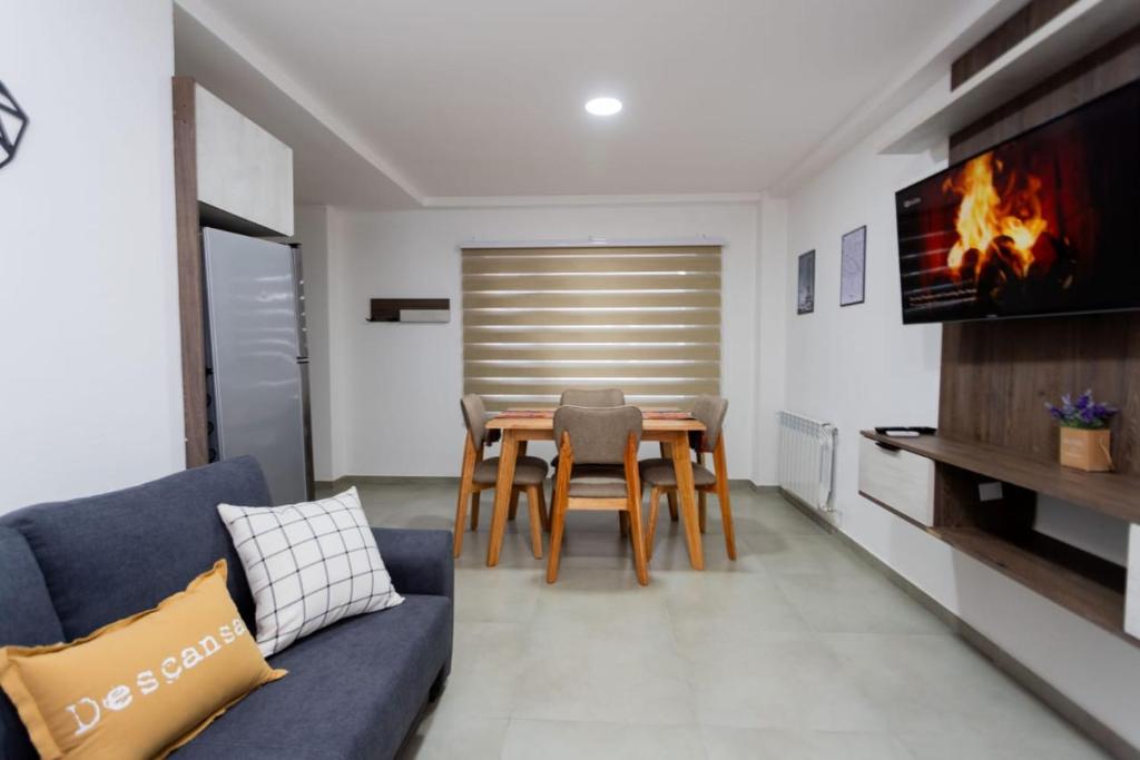 Atardecer Sur Goleta Florencia - 2