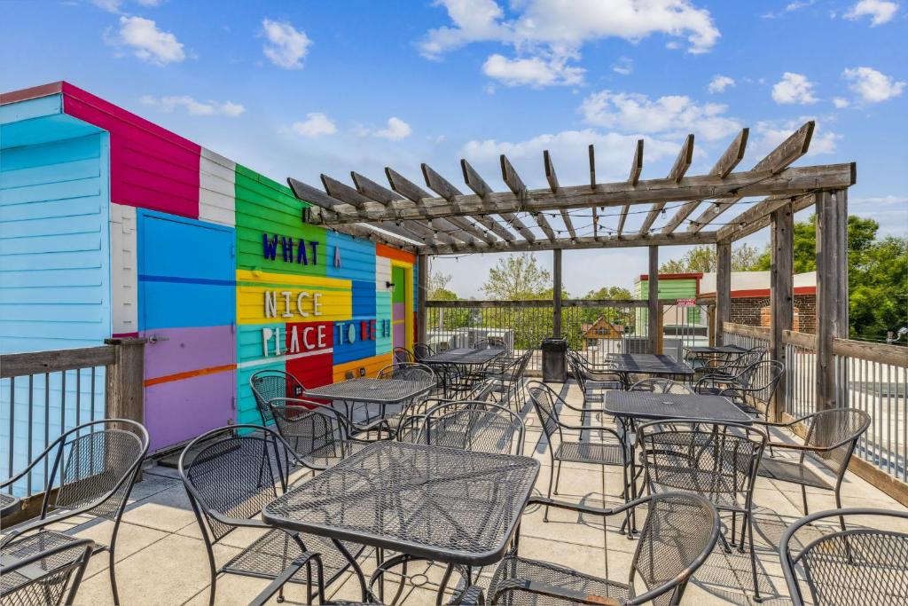 The Victor 3 - Cleveland's Urban Lodge, Cleveland