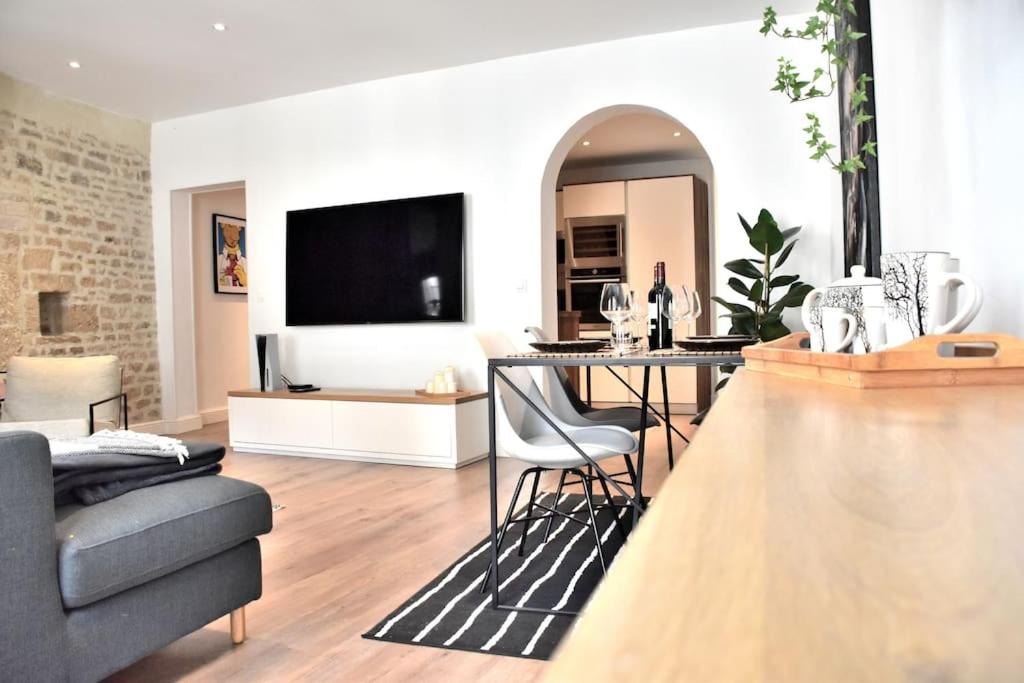 Hyper Centre - Élégant Appartement au Pied des Restaurants et Boutiques - 3