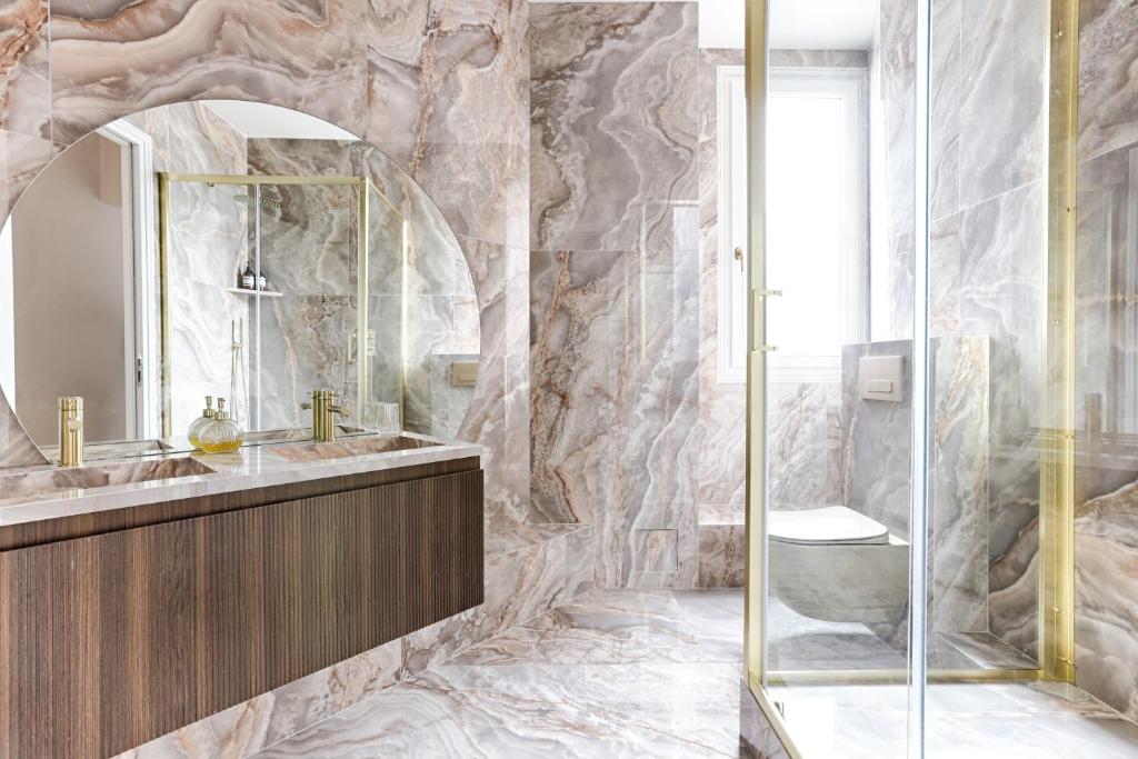 Artistic Luxury 3-Bedroom Apartment - Champs-Élysées - 3