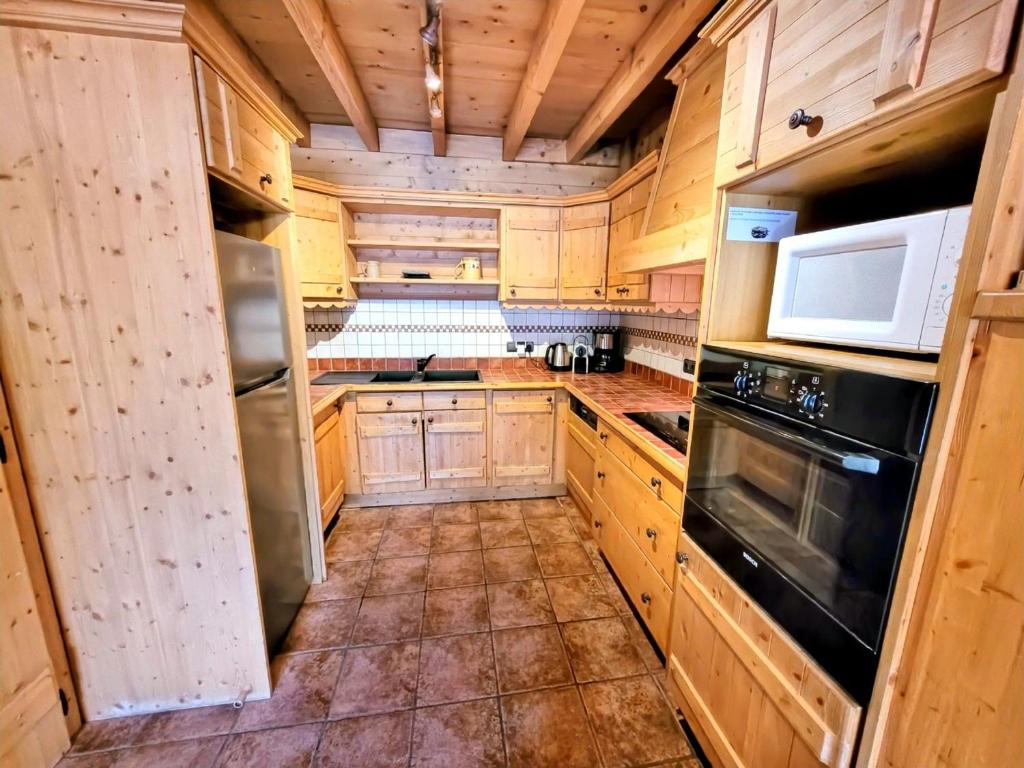 Charmant appartement 4 pièces au cœur des Gets avec balcon et parking - FR-1-598-82 - 5