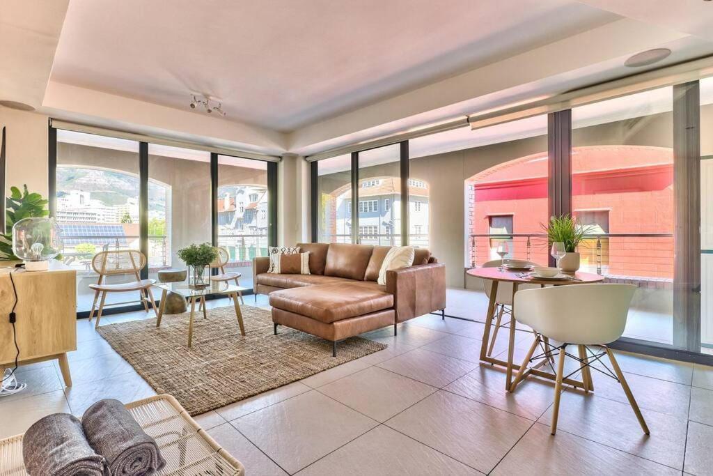 The Rockwell Apt in DeWaterkant next to Waterfront, Kapské Město