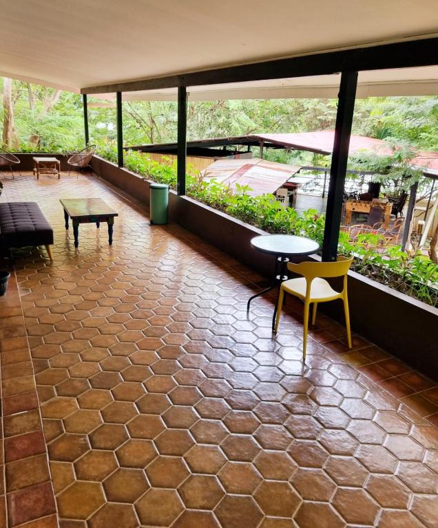 Balcony/terrace, Casa Pura Vida Surf Hostel - Tamarindo Costa Rica in Tamarindo