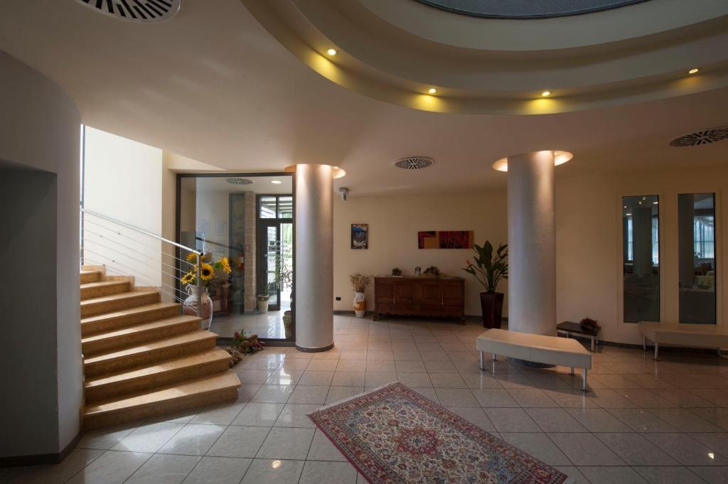 Hotel Le Ginestre フロント・ロビー