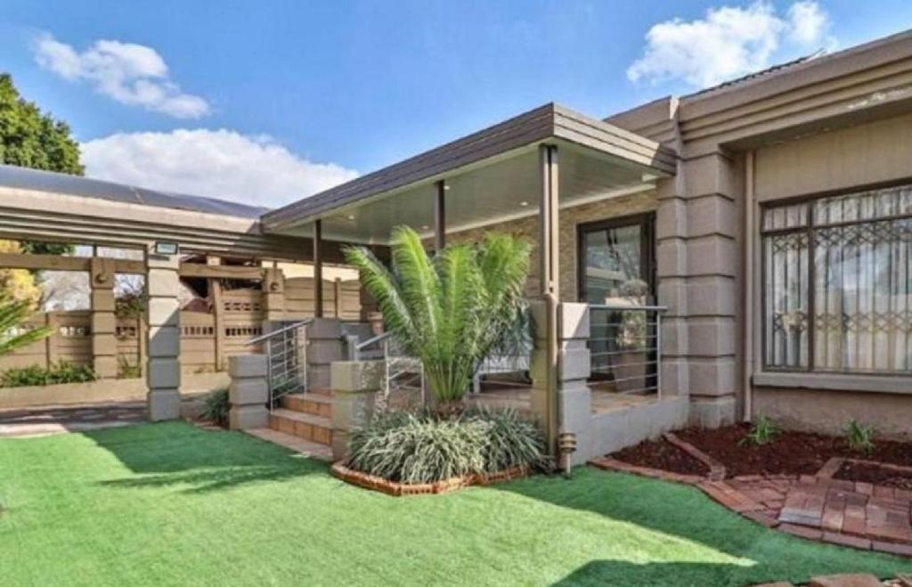 Elgin Guest Unit, Kempton Park