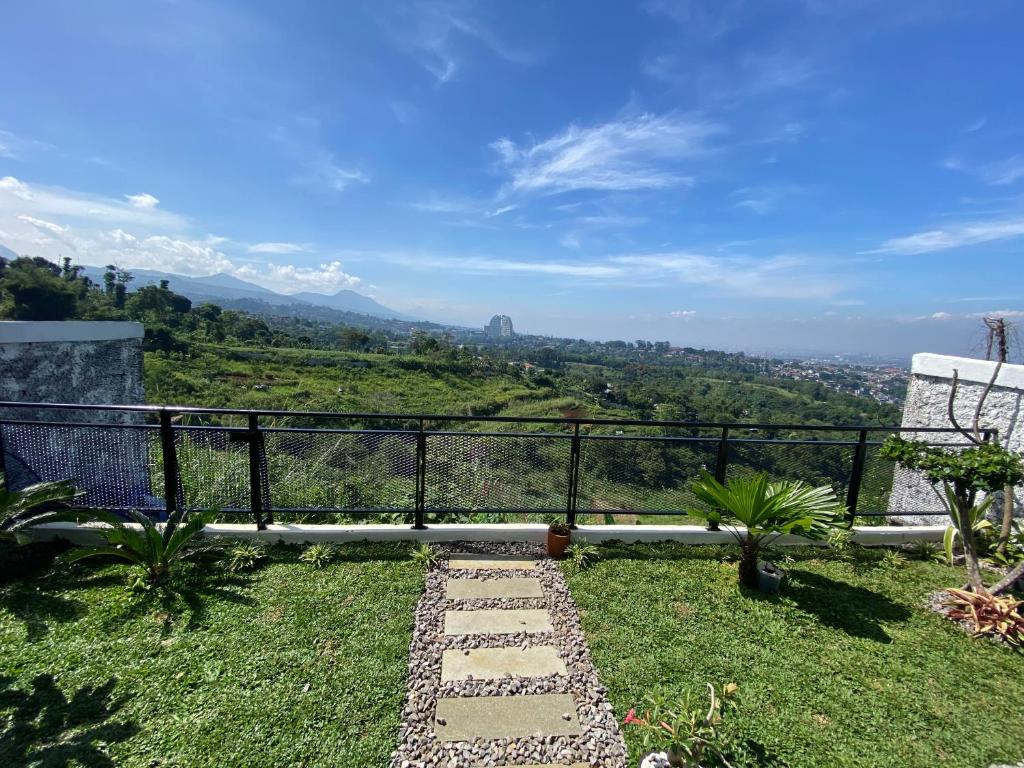 Casa Revanaka Ciumbuleuit Bandung