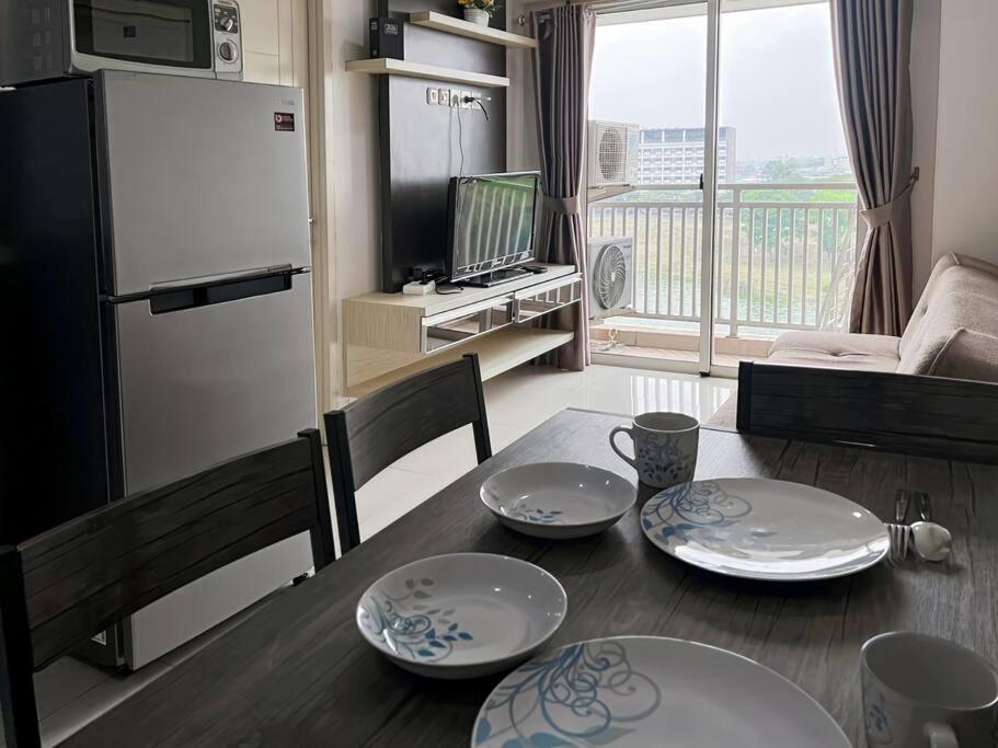 MODERN Trivium Apt 1BR w Wi-Fi Pool Gym by 2ndHome