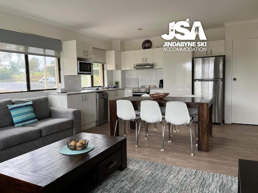Alpine Mountain View 41, Jindabyne