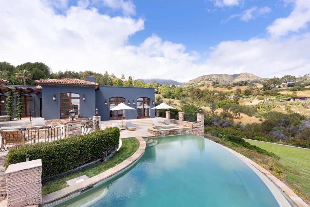 Carbon Mesa by Stay Awhile Villas, Malibu