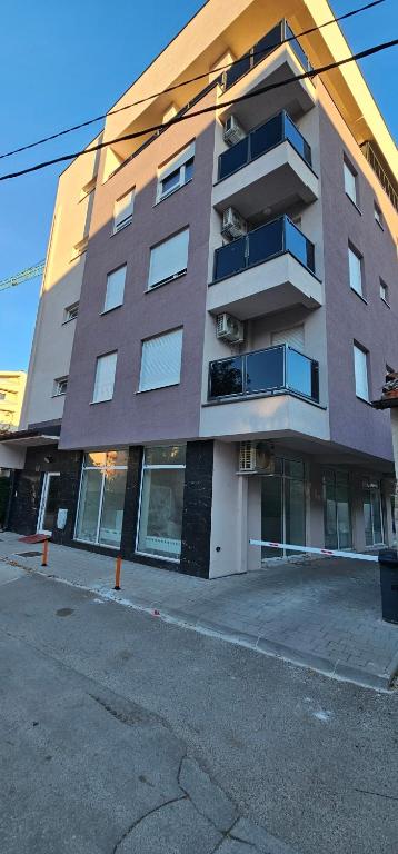 Lux Horizont, Banja Luka