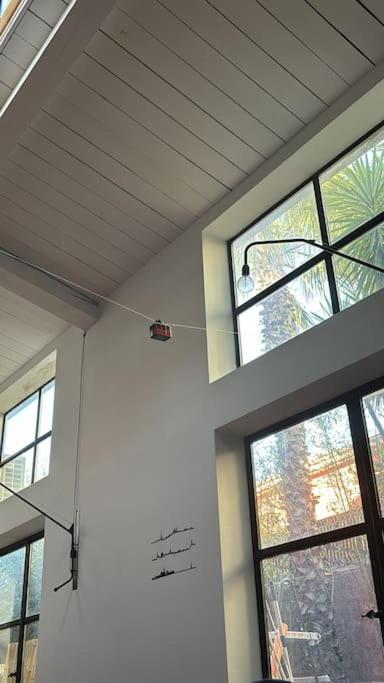 Maison atypique style loft - 1