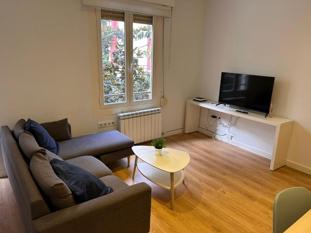 HIKARI Centro, Logroño