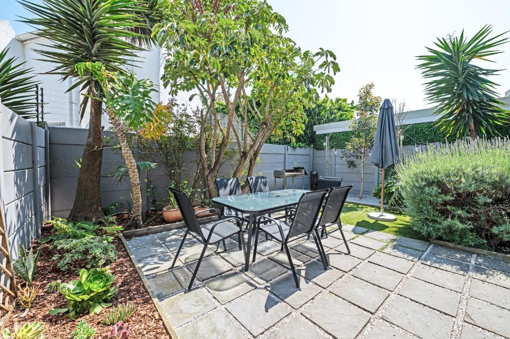 Cozy Garden Unit in Bloubergstrand, Bloubergstrand