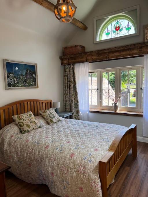 Little Syke, Nun Monkton