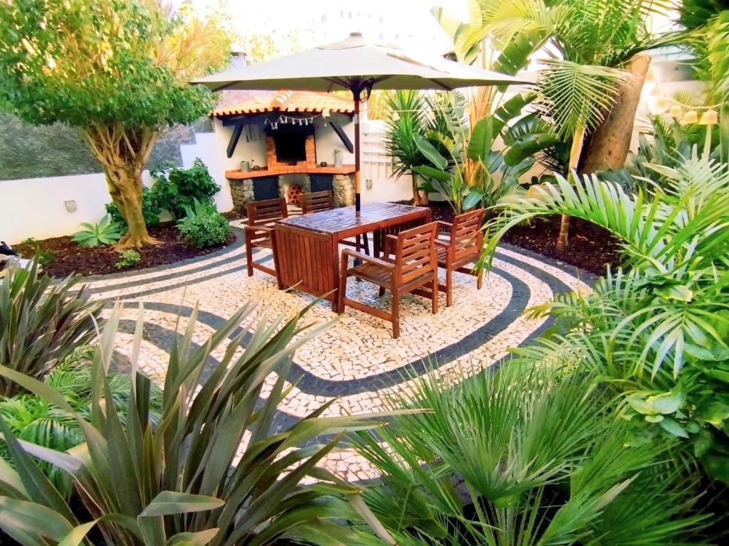 Stylish Garden Apartment by GALMI, Caniço