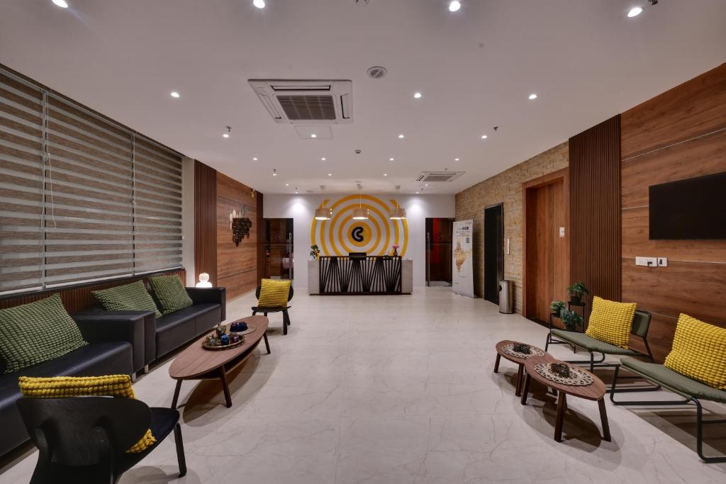 Click Hotel Vista Kempegowda  Airport