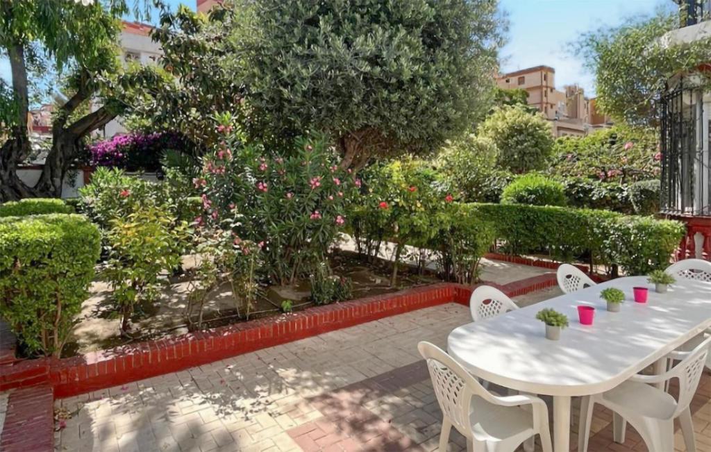 Gorgeous Home In Malaga - 2