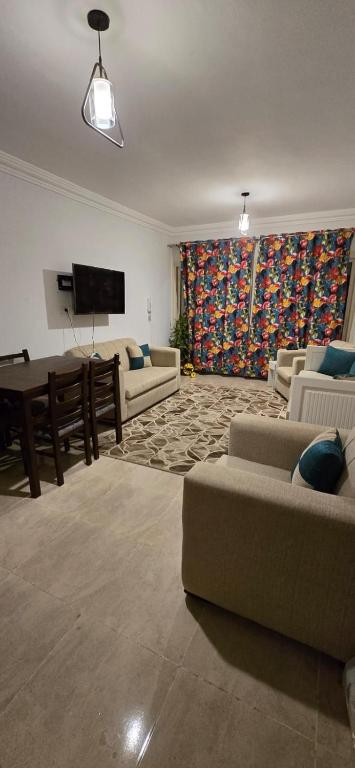 Apartment in sheikh zayed city, Sheikh Zayed