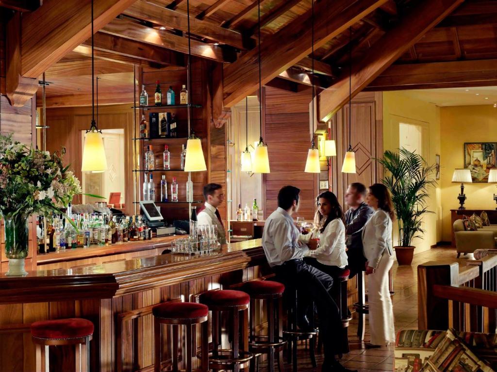Bar/lounge
