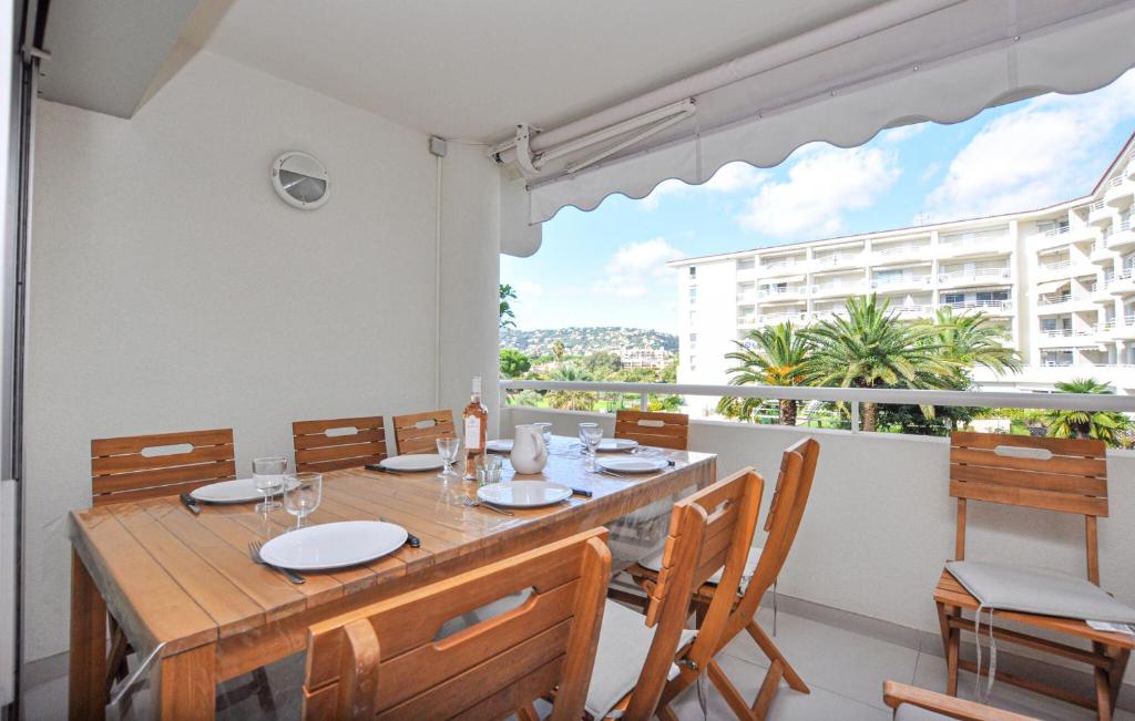 Beautiful Apartment In Antibes With Wifi - 2