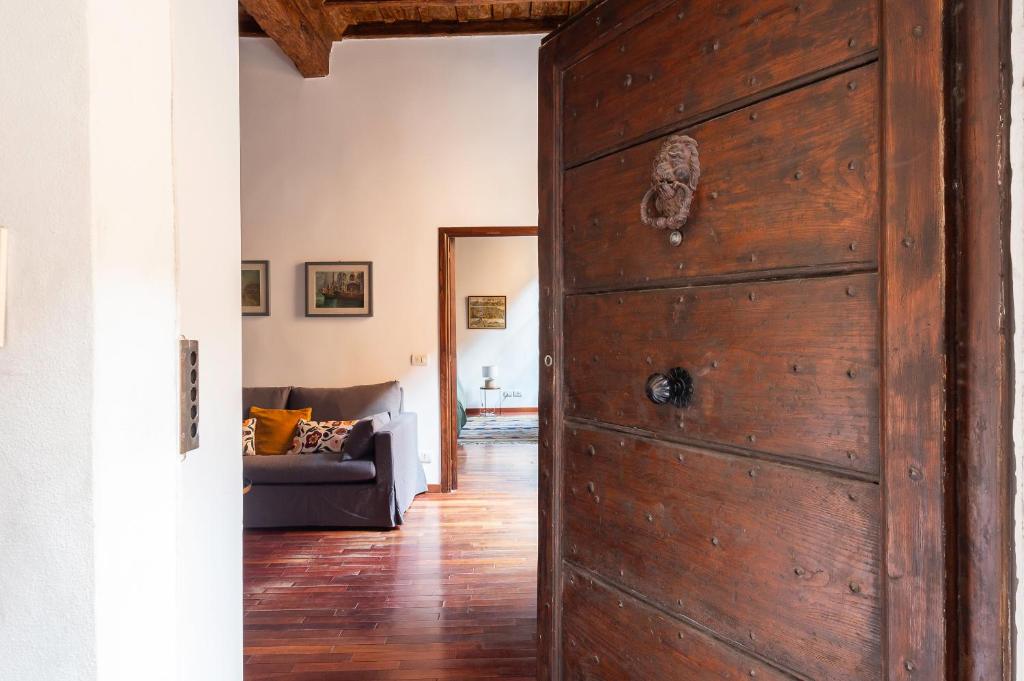 Trastevere Lungaretta apartment - 2