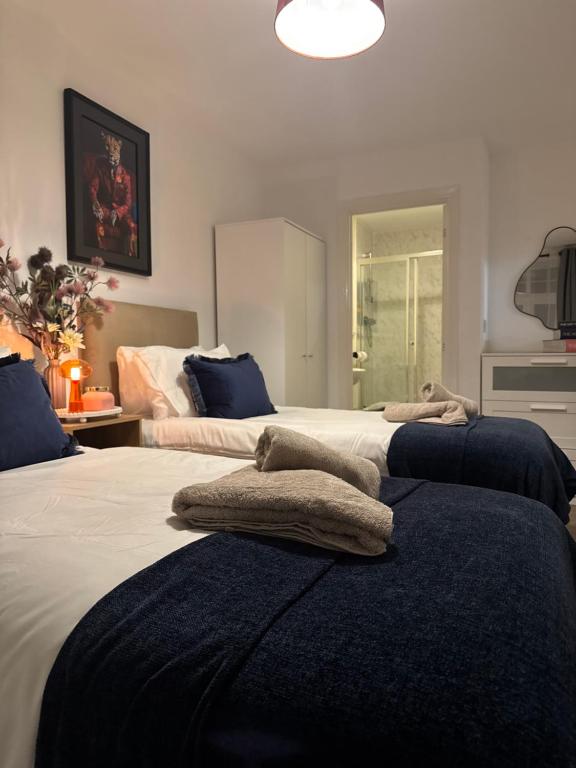 Bromley jefersons place, Bromley