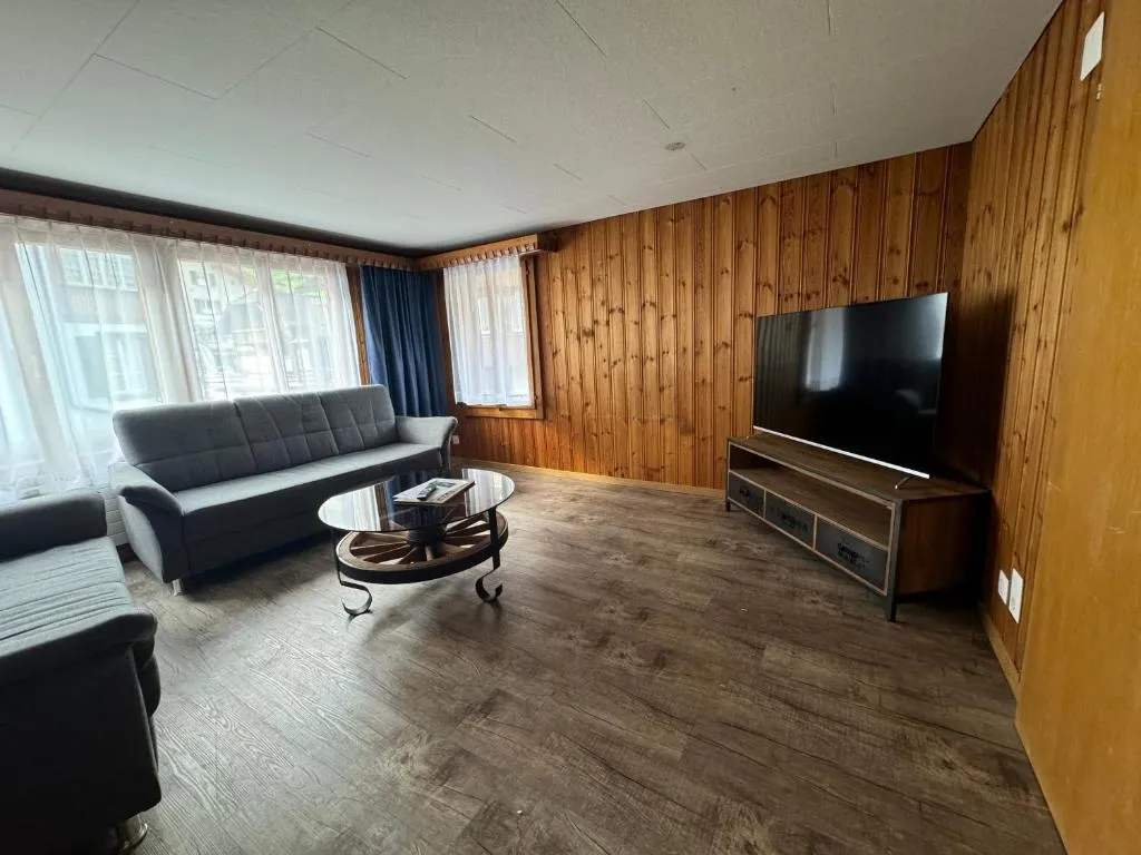 Hotel Restaurant Simplon, hotel in Frutigen