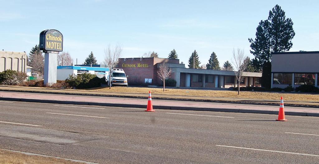 Chinook Motel photo