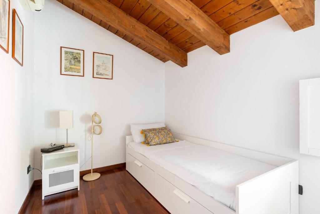 Broccaindosso 32 By Bologna District - 4