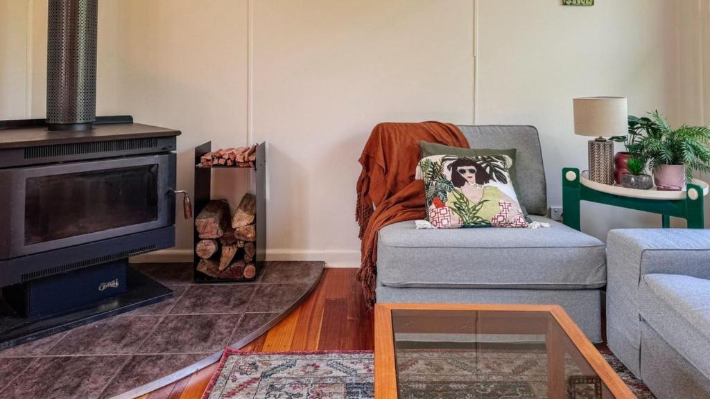 Postcards on pier, Inverloch