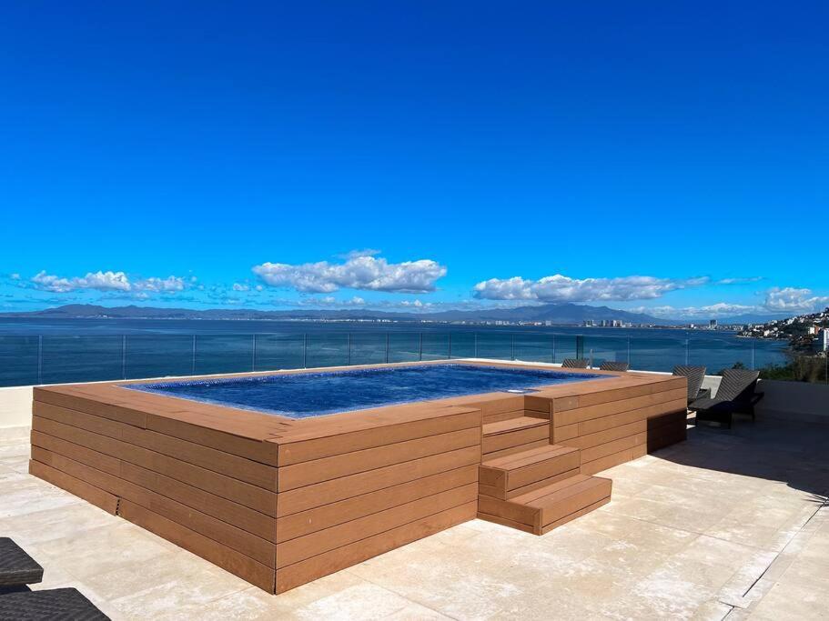 Beachfront Condo in Exclusive Zone - 4