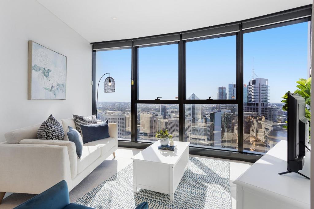 52nd Floor with Panoramic Views of Brisbane City, Brisbane