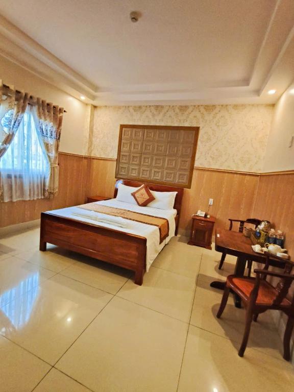 Khách Sạn Tường Vy