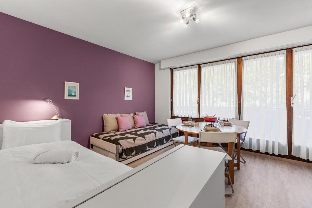 Studio chaleureux avec terrasse, Crans-Montana