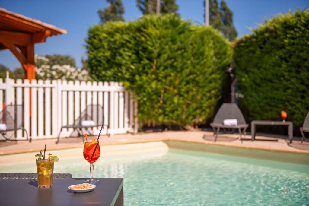 スイミングプール