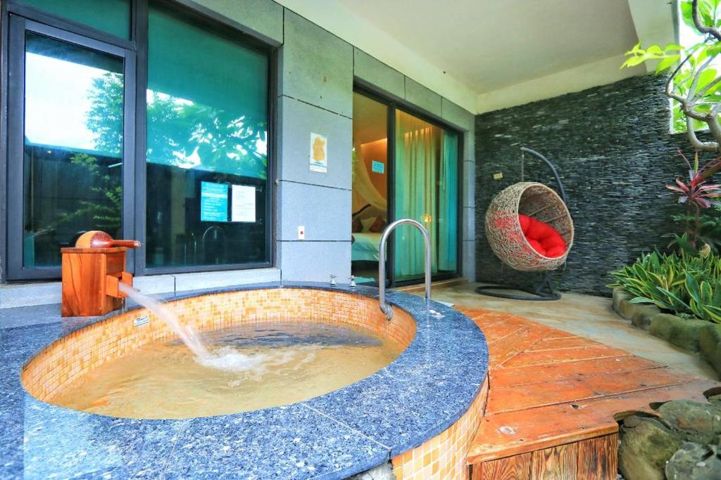 The Mudan Hot Springs Resorts and Villa