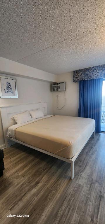 Oceanfront Efficiency T702, Myrtle Beach