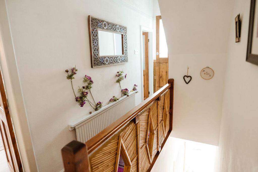 Quirky comfort cottage, Haslingden