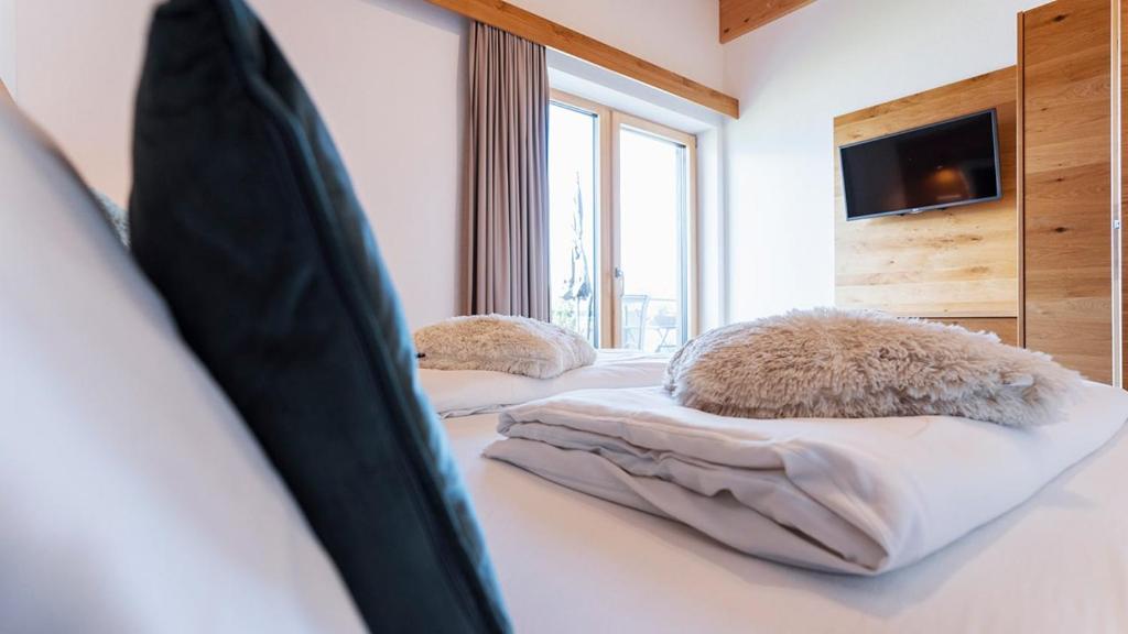 Bergwelten Chalets Fiss - 5