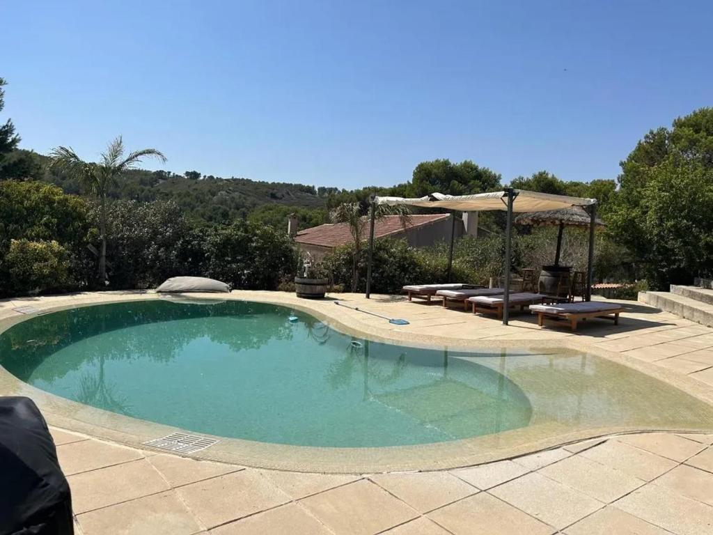 Maison confortable avec piscine à Martigues 93 m² - 2