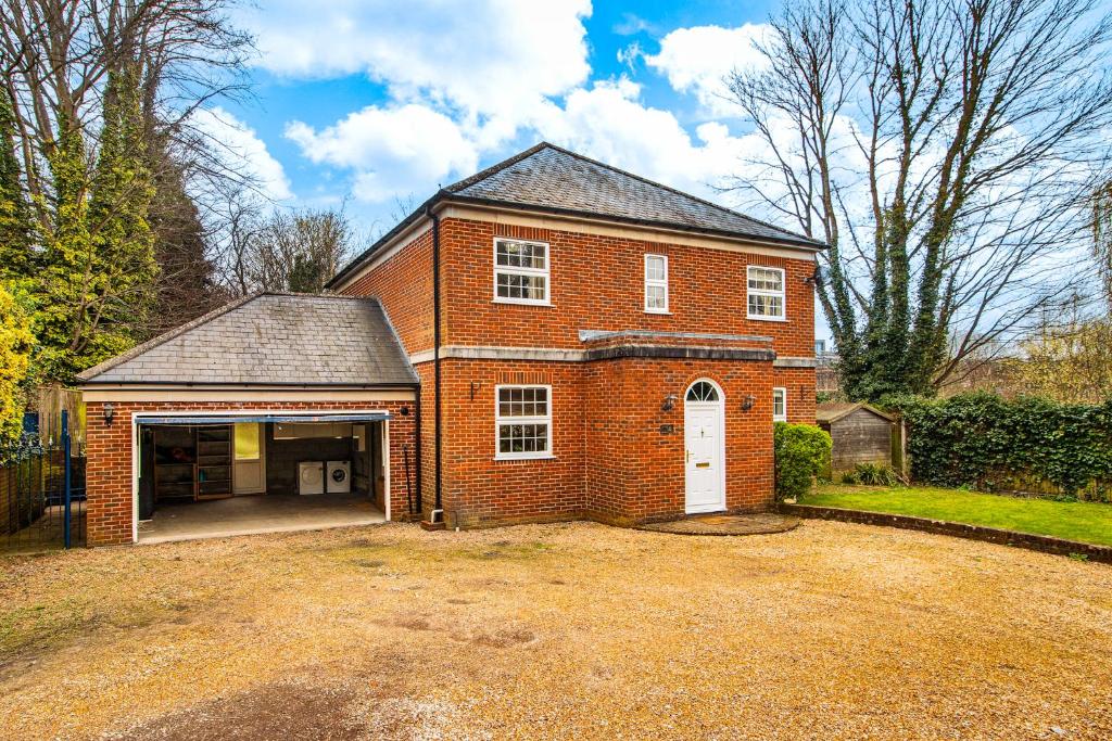 Perfect Home In Central Tunbridge Wells, Sleeps 10, Royal Tunbridge Wells