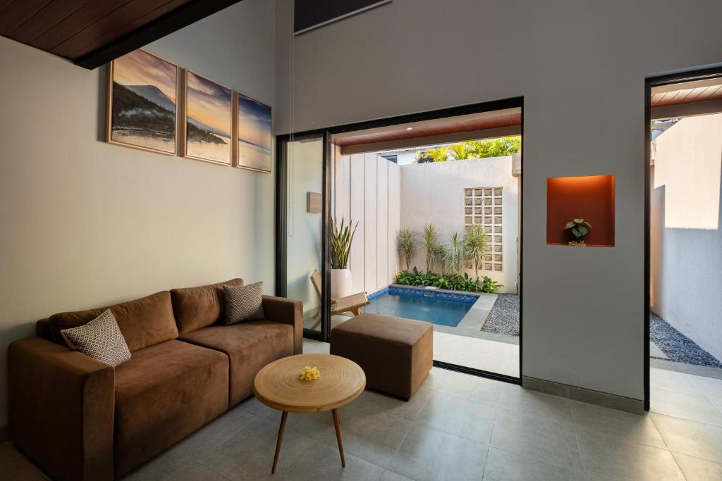 The New Moon Umalas, Seminyak