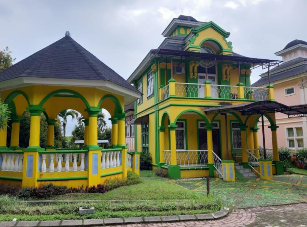 Villa kota bunga puncak bogor 2 kamar ada ac & water heater, Cikundul