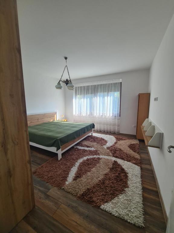 Apple Apartment - Private Garage - 2