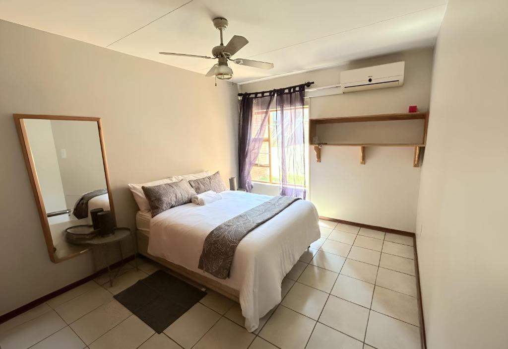 Cozy secure apartment, Bloemfontein