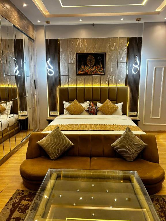 The Origin Suites opp Hyatt Regency