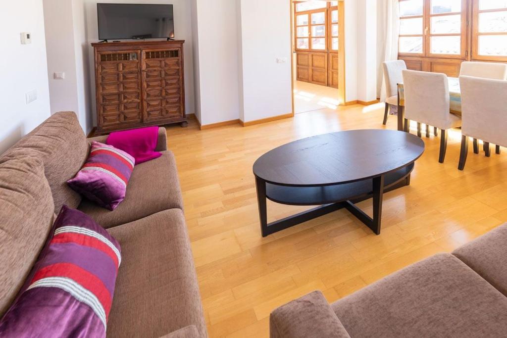 Apartamento El Peregrino 3 dormitorios VUT-5833-AS - 2