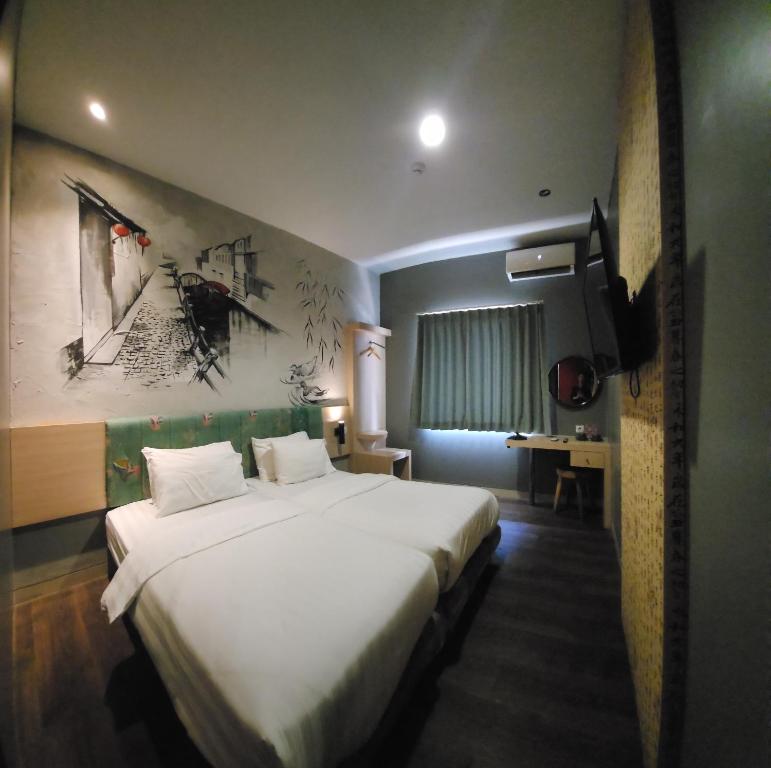 Bed, Hotel Pantes Semawis Pecinan in Semarang